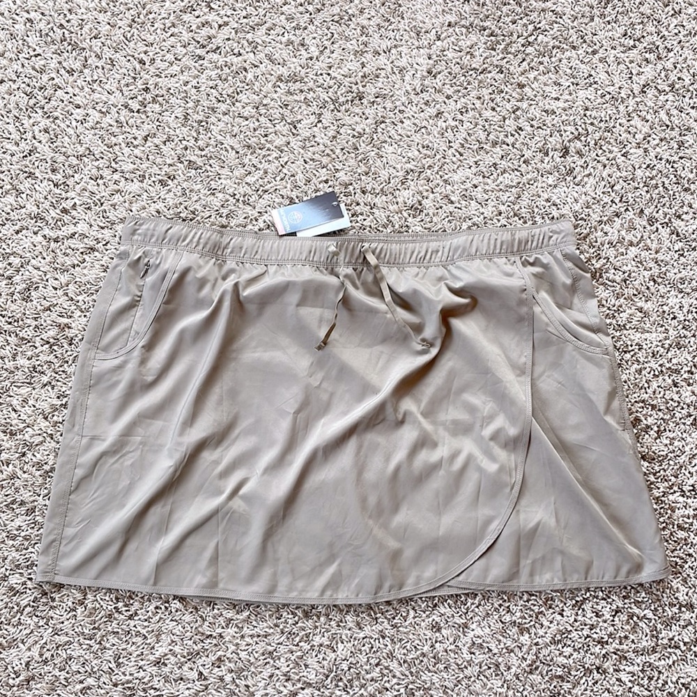 ❤️💐⭐NWT Women’s 44° North Khaki Skirt, Size 3X❤️💐⭐